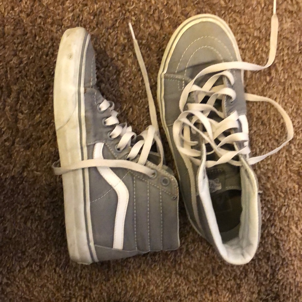 Vans - Picture 2 of 2